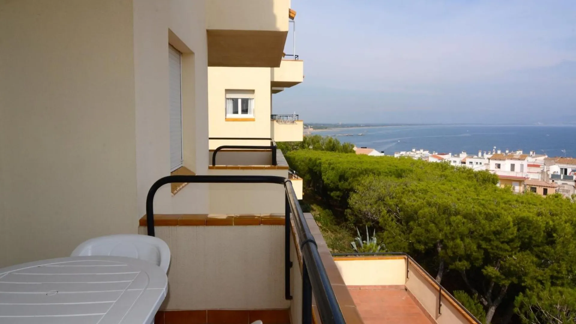 Puig Padro 10 1-1 Apartment L'Escala